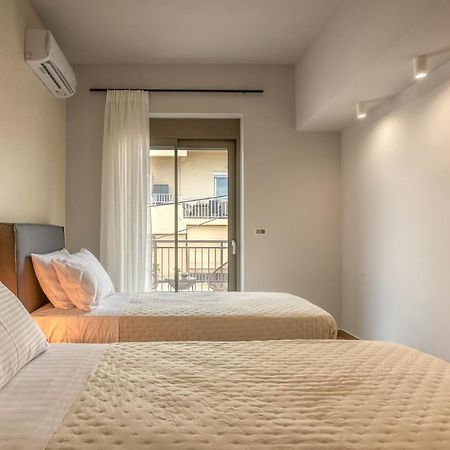Magnolia Luxury Chania Central Apartments Bagian luar foto