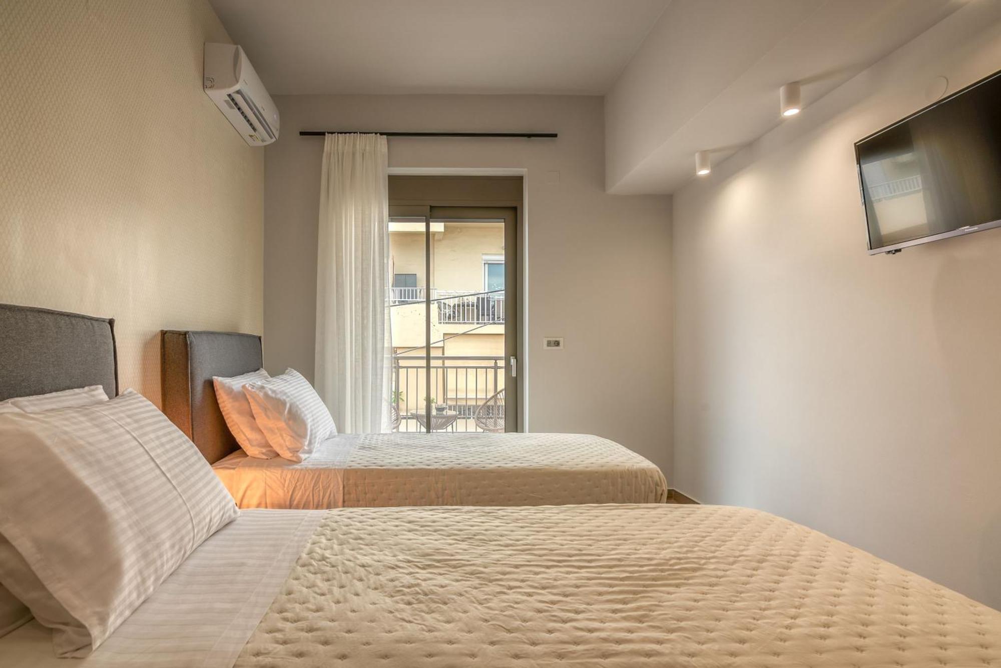 Magnolia Luxury Chania Central Apartments Bagian luar foto